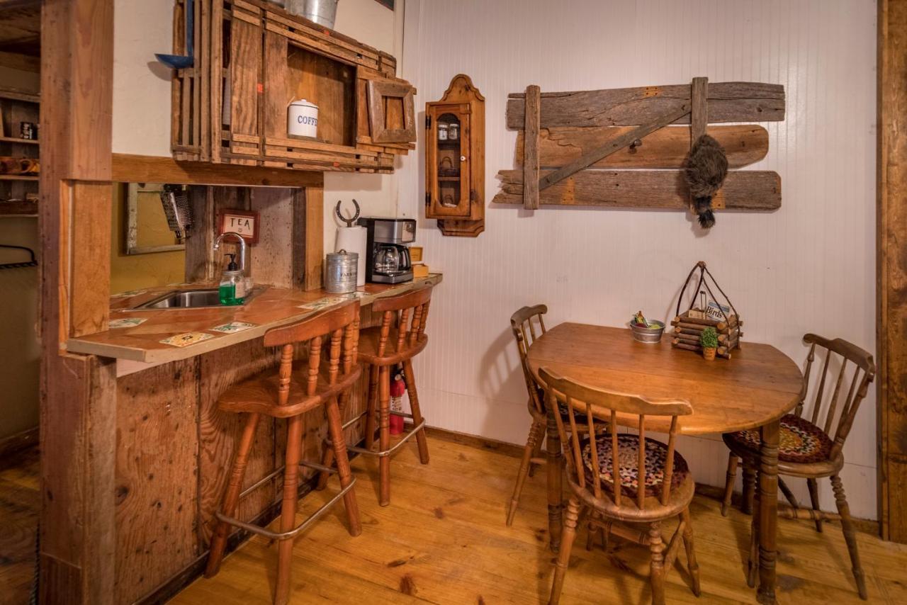 Inn Country Woods