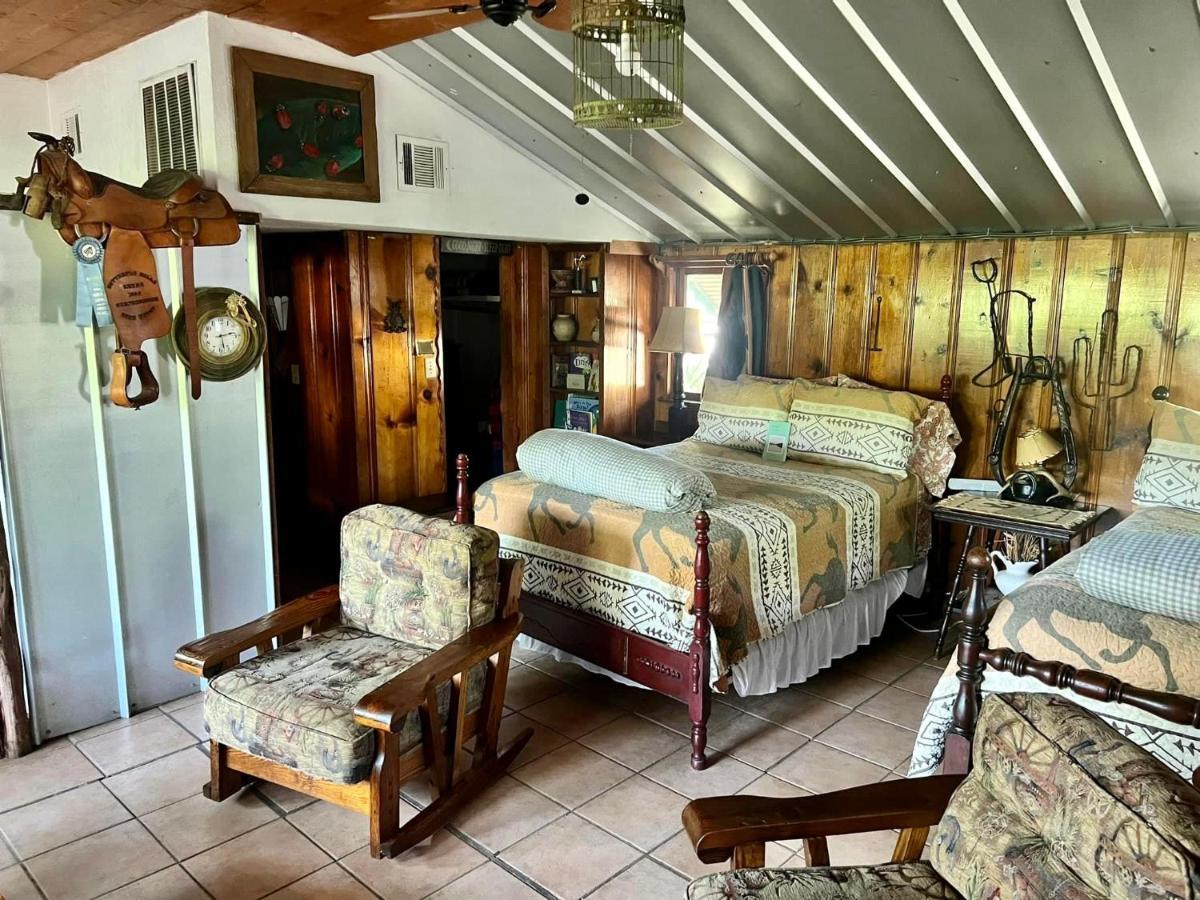 Inn Country Woods